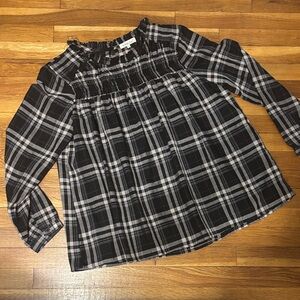 indigo soul Black & Cream Plaid Smocked Swing Blouse Top